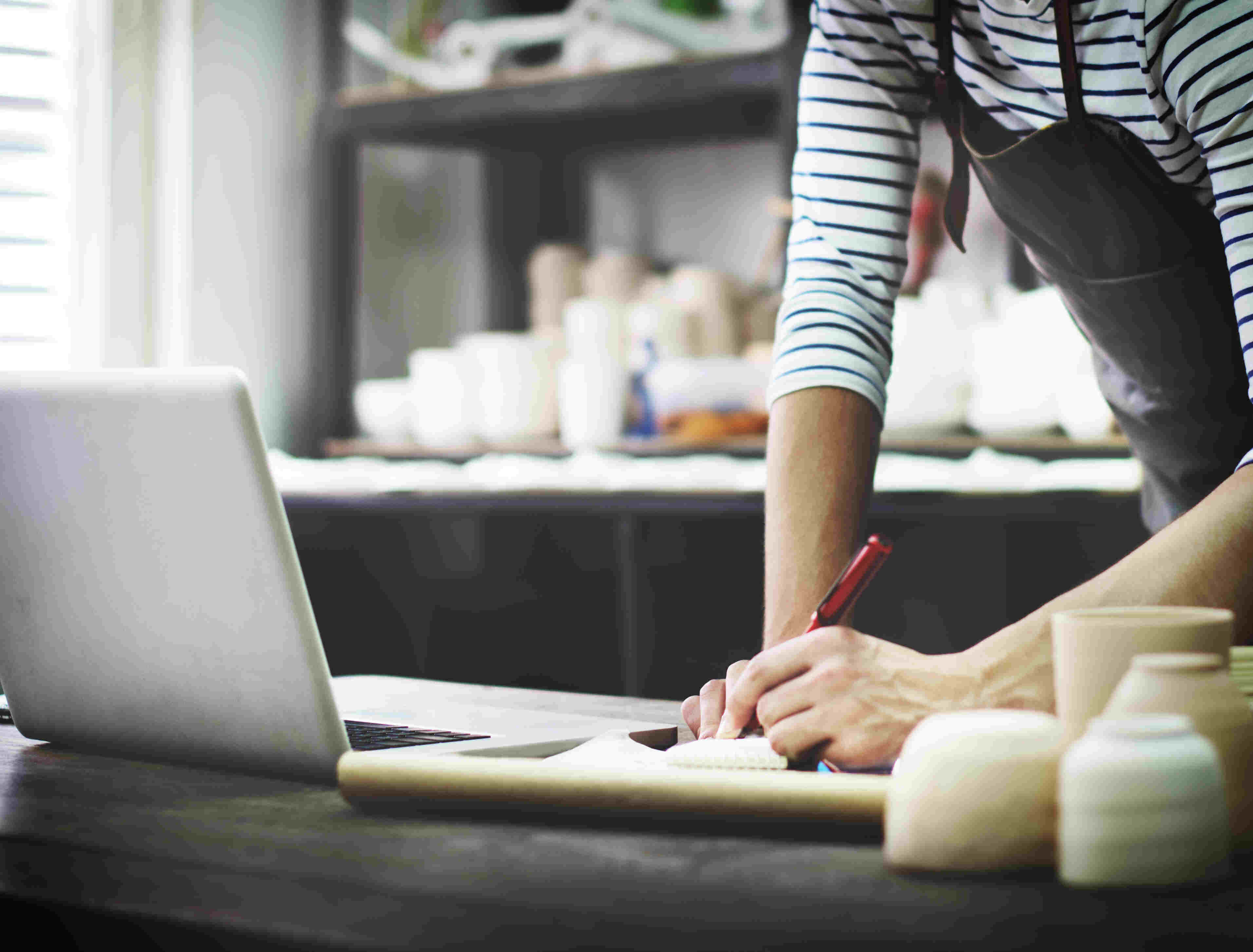 How Economic Slowdowns Expose Hidden Debt Problems in Small Businesses